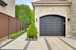 Garage - 