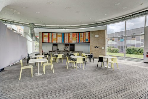 Salle communautaire - 413 Av. Mousseau-Vermette, Dorval, QC 