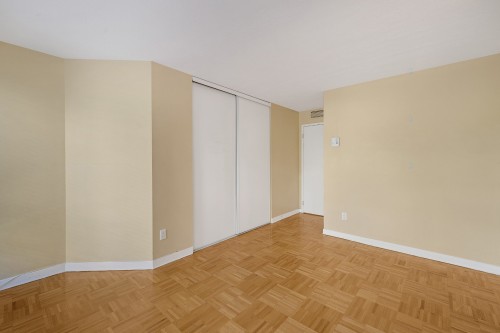 Bedroom - 303-600 Rue De La Montagne, Montréal (Ville-Marie), QC 