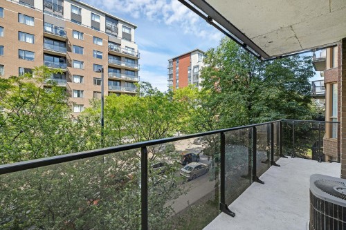 Balcony - 303-600 Rue De La Montagne, Montréal (Ville-Marie), QC 