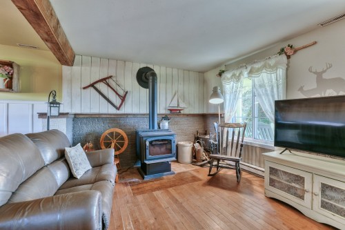 Living Room - 1535 Mtée De La Côte-Rouge, Mirabel, QC 