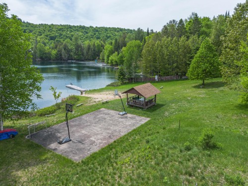 Accès au plan d'eau - Ch. Des Érables, Harrington, QC 