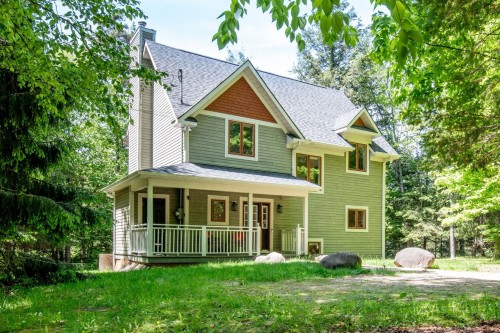 Façade - 239 Ch. Claude-Lefebvre, Mont-Tremblant, QC - Outdoor With Deck Patio Veranda