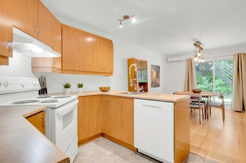 Cuisine - 102-855 Rue Sigouin, Sainte-Adèle, QC - Indoor Photo Showing Kitchen