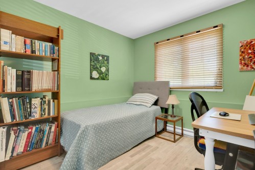 Chambre à coucher - 102-855 Rue Sigouin, Sainte-Adèle, QC - Indoor