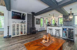 50 Ch. du Lac-Forget Mont-Tremblant, QC J8E 2J3