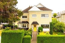 377 Milton St Nanaimo, BC V9R 2K8