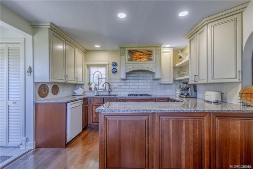 377 Milton St, Nanaimo, BC 