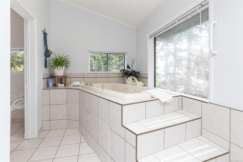 7954 West Coast Rd, Sooke, BC 