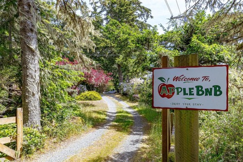 7954 West Coast Rd, Sooke, BC 