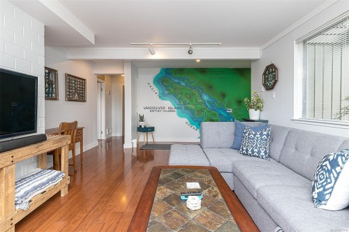 7954 West Coast Rd, Sooke, BC 