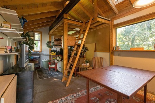 7954 West Coast Rd, Sooke, BC 