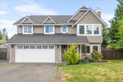 672 Foster Dr  Parksville, BC V9P 1A8