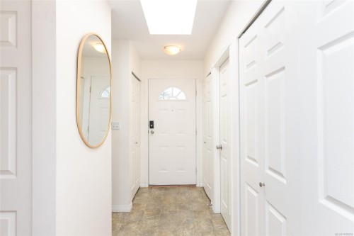 #204-220 Back Rd, Courtenay, BC 