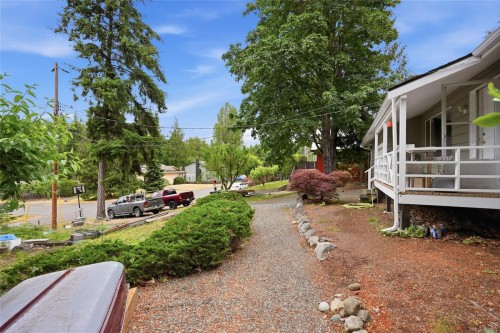 358 Aldous Rd, Qualicum Beach, BC 