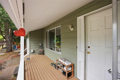 358 Aldous Rd, Qualicum Beach, BC 