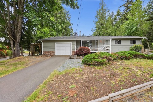 358 Aldous Rd, Qualicum Beach, BC 