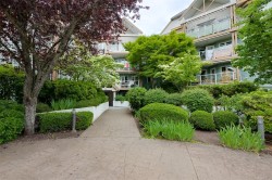 #306-490 Marsett Pl Saanich, BC V8Z 7G1