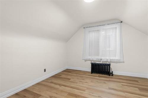 300 Regent Ave, Winnipeg, MB 
