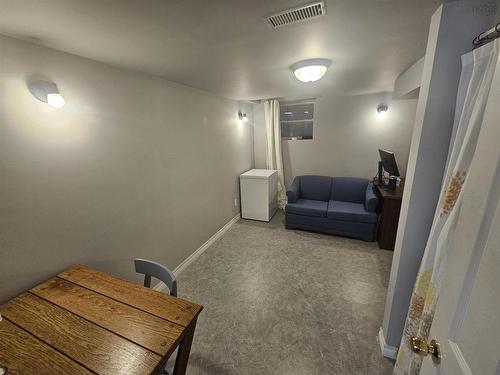 3 Beacon Street, Amherst, NS 