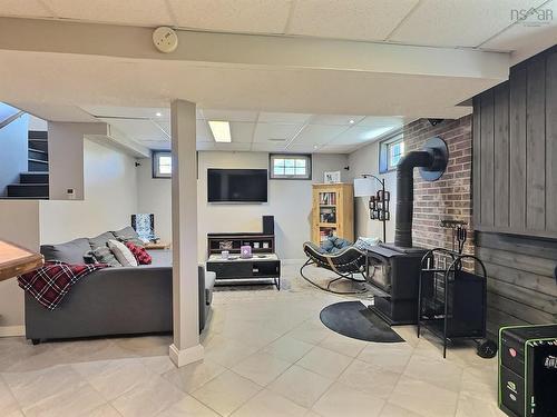 17 Alderney Drive, Enfield, NS 