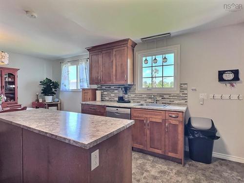 17 Alderney Drive, Enfield, NS 