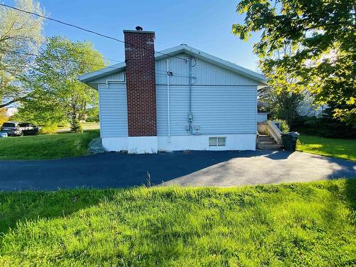 66 Ingrahams Lane, Westmount, NS 