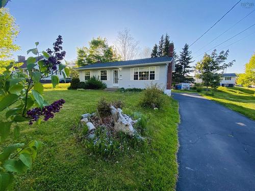 66 Ingrahams Lane, Westmount, NS 