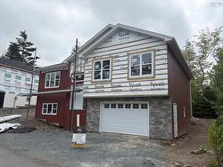 17 Idella Lane Bedford, NS B4B 2V1