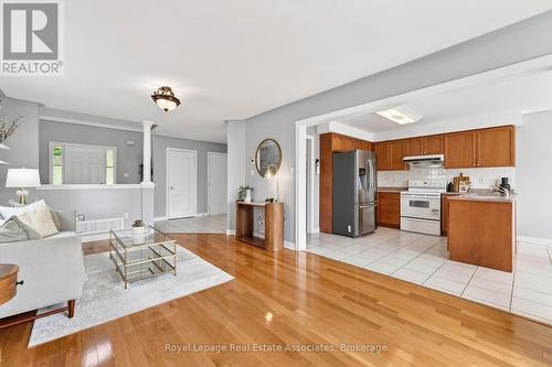34 Bloom Crescent, Barrie, ON 