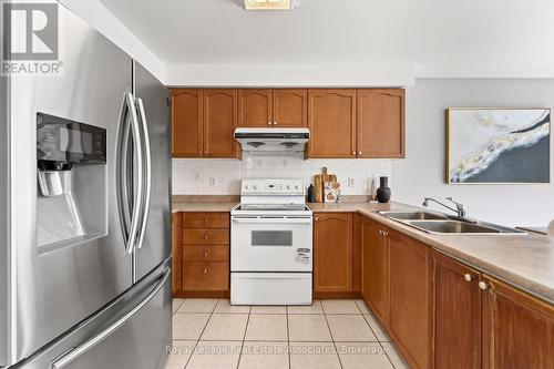 34 Bloom Crescent, Barrie, ON 
