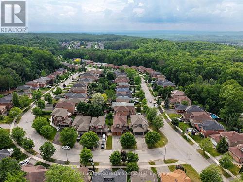 34 Bloom Crescent, Barrie, ON 