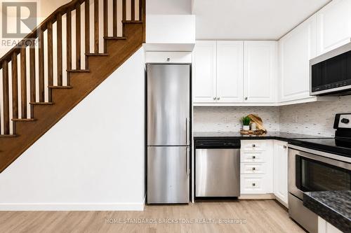31 - 200 Alex Gardner Circle, Aurora, ON 