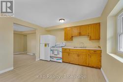 APT 2 - 2 KING STREET Quinte West (Trenton Ward), ON K8V 3V7