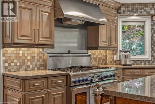 23 Lantern Lane, Dundas, ON 