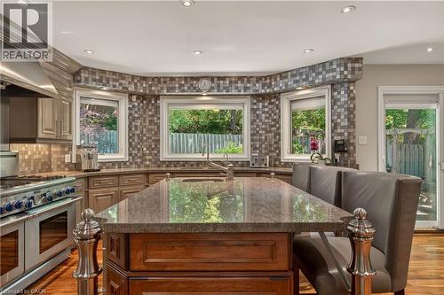 23 Lantern Lane, Dundas, ON 
