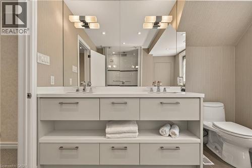 23 Lantern Lane, Dundas, ON 