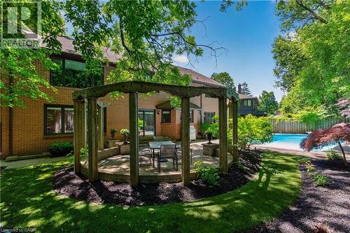 23 Lantern Lane, Dundas, ON 