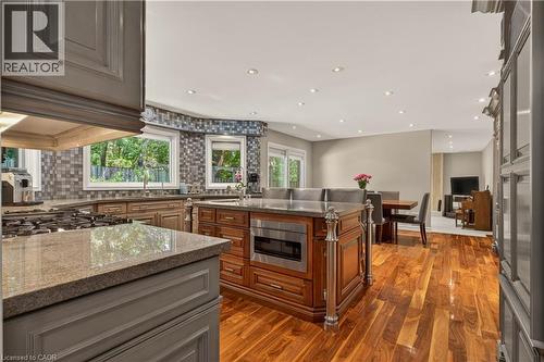 23 Lantern Lane, Dundas, ON 