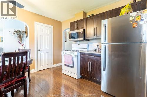 6 Biddell Avenue, Chatham, ON 