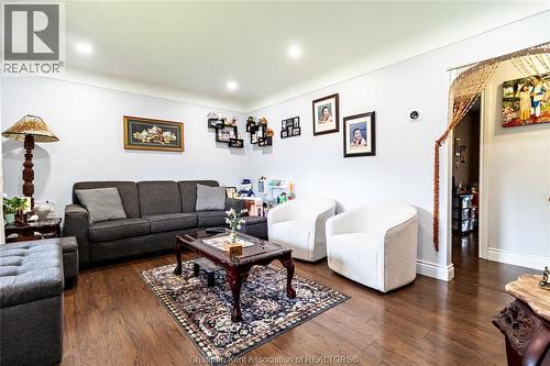 6 Biddell Avenue, Chatham, ON 