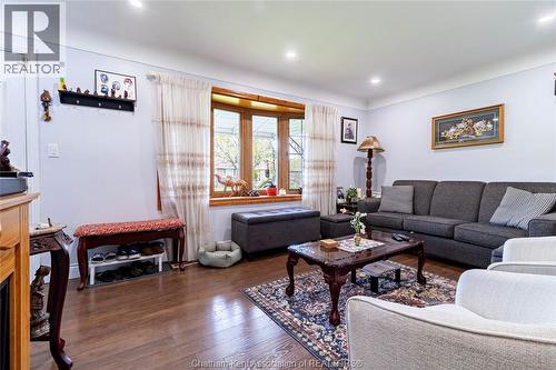 6 Biddell Avenue, Chatham, ON 
