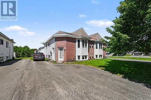 532 MARIO STREET  Hawkesbury, ON K6A 3V4