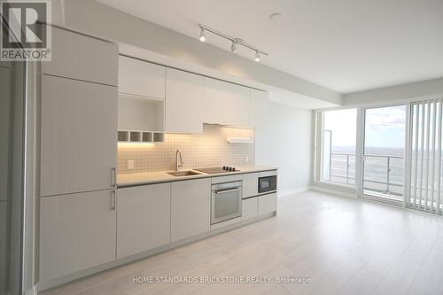 6008 - 898 PORTAGE PARKWAY  Vaughan, ON L4K 0J6