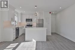 5 - 2841 KEELE STREET Toronto, ON M3M 2G7