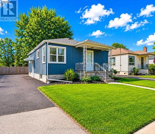 19 BRIDGE STREET  St. Catharines (Grapeview), ON L2S 2V7