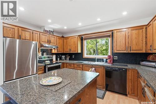 515 3Rd Avenue, Jansen, SK 