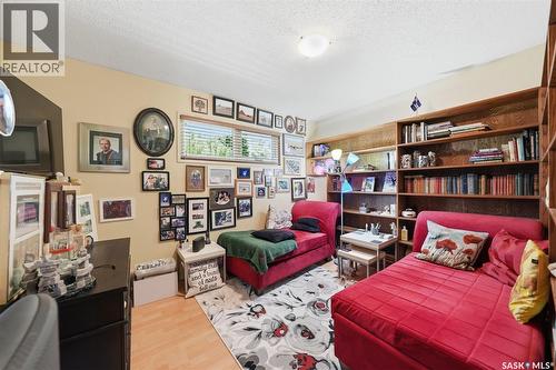 515 3Rd Avenue, Jansen, SK 