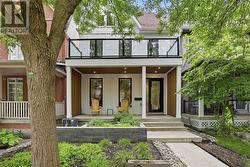 MAIN - 40 SARAH ASHBRIDGE AVENUE Toronto, ON M4L 3Y9