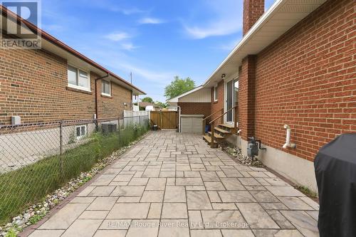 910 Crocus Crescent, Whitby (Downtown Whitby), ON 